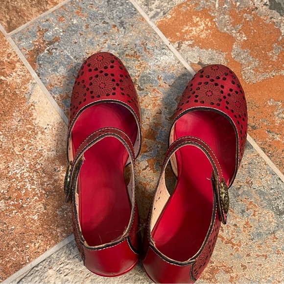 🥿NWOT Super Star Lady Leather Velcro Ankle Embossed Mary Janes! - Picture 12 of 15